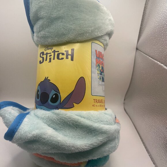 ✨ Disney Stitch Bundle w/ Loungefly Crossbody & Squishmallow – ALL NWT! ✨ - Picture 11 of 11